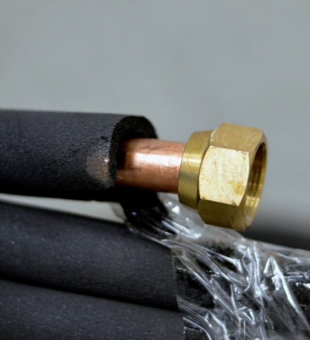 Air,Conditioning,Copper,Pipes,Tubes,Covered,With,Black,Rubber,,Copper